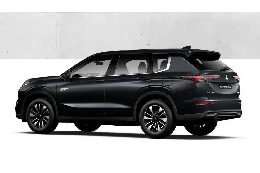 Mitsubishi Outlander 2.4 PHEV Intense € 5.000 euro korting eigen voorraad| 8 jaar garantie| Snel leverbaar | Totaalprijs op is op.
