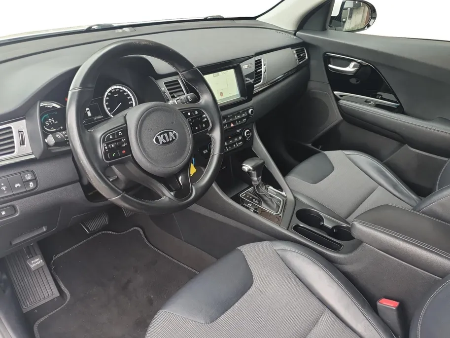 Kia Niro 1.6 GDi Hybrid DynamicLine | Navigatie | Camera | Climate control | Cruise control | Apple Carplay / Android auto | Verbruik 1 op 20!