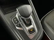 Renault Captur 1.6 E-Tech PHEV 160 Intens | Groot Scherm + Navigatie | Parkeercamera | Cruise Control