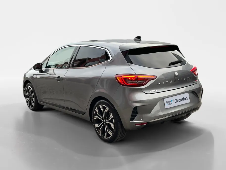 Mitsubishi Colt 1.6 HEV Instyle | Navigatie| Climate Control| Camera| Lichtmetalen velgen| Stoel verwarming| BOSE audio systeem| Parkeer sensoren voor en achter| Stuur verwarming