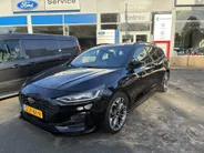 Ford Focus Wagon 1.0 EcoBoost Hybrid ST Line X AUTOMAAT & winterpakket