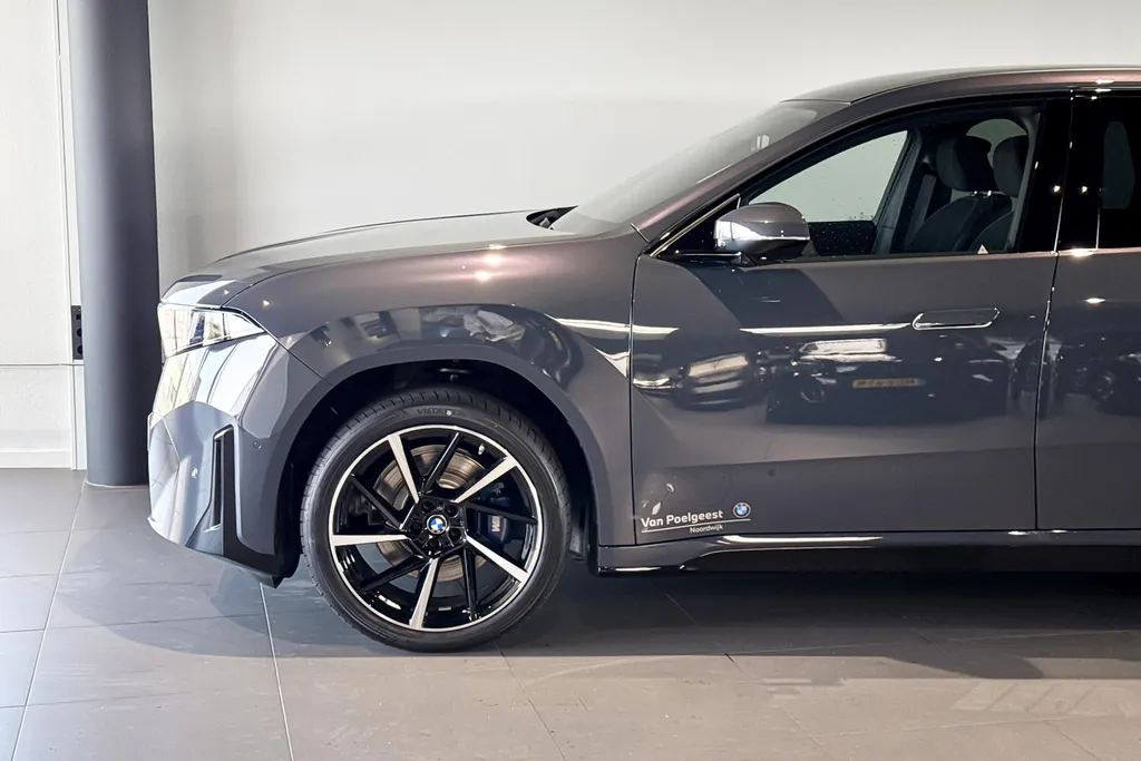 BMW iX3 40 eDrive 83 kWh