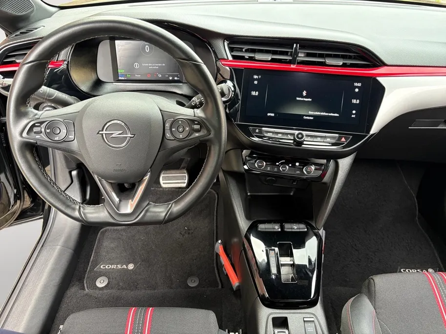 Opel Corsa-e GS Line 50 kWh | Navigatie | Cruise Control | Apple Carplay/Android Auto | Achterruitrij Camera | Lichtmetalen Velgen |