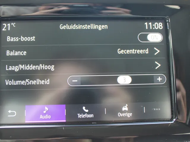 Renault Twingo 1.0 SCe Intens | navigatie | climate control |  lichtmetalen velgen | all season banden