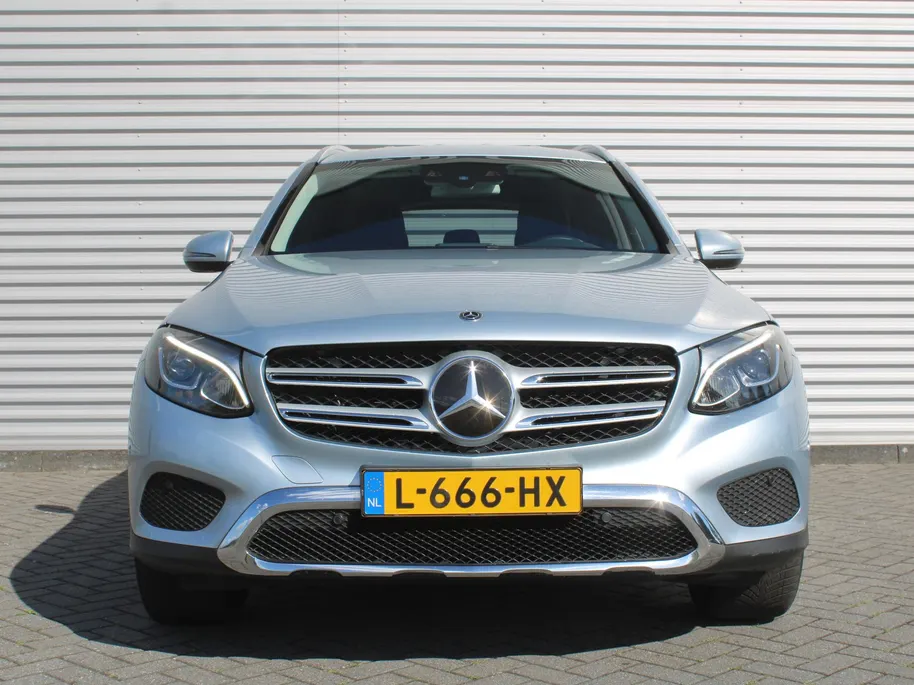 Mercedes-Benz GLC 250 4MATIC Premium Plus | Elek. stoelverstelling + achterklep | Stoelverwarming | Navi | Camera | Leer | Dodehoek detectie | 19' LM |