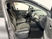 Renault Captur 120PK TCe Intens Automaat | Trekhaak | Navi | LM Velgen Hoogglans Zwart | Camera | Parkeersensoren | Full LED | Climate Control | Cruise Control | Keyless Entry | Elektrische Ramen & Spiegels | Licht & Regen Sensor |