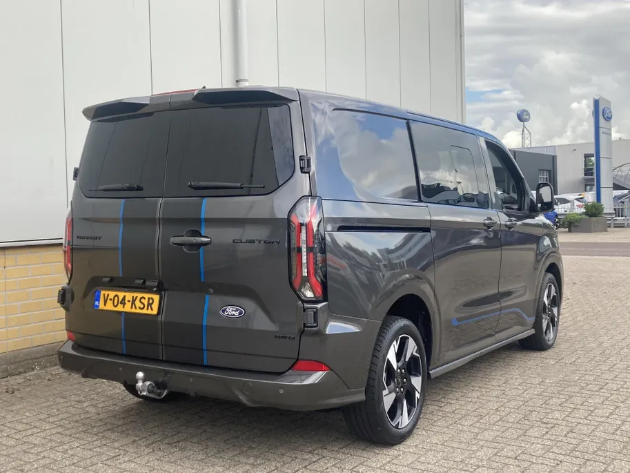 Ford Transit Custom 320 2.0 TDCI 170 pk L1H1 Sport DC AWD Dubbele Cabine - AWD - Elektrische schuifdeuren - Wegklapbare Trekhaak - 360gr Camera