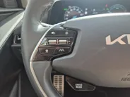 Kia Niro 1.6 GDi PHEV Launch Edition | Cruise Control | Camera | Climate Control | Navigatie | Lederen Bekleding | Memory Stoelen | Stoelverwarming | Stuurverwarming | Stoelventilatie |