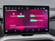 Škoda Kodiaq 1.5 TSI PHEV 204pk DSG Sportline Business · Panoramadak · Inklap. Trekhaak · Camera · Keyless · Matrix LED · Stuur- & Stoelverwarming · Garantie t/m 24-06-2030 of 100.000km