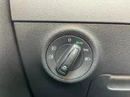 Škoda Karoq 1.5 TSI ACT Business Edition |Upgrade Business|Trekhaak| Stuur/Stoelverwarming| Comfort-pakket|12 maanden Bovag garantie|