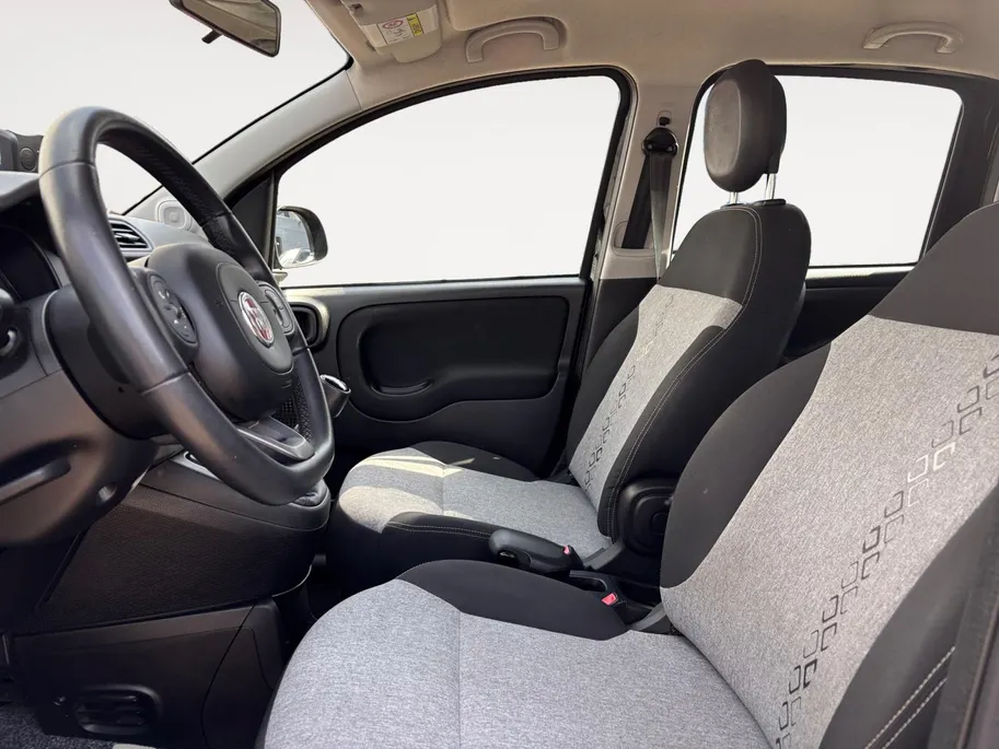 Fiat Panda 0.9 TwinAir Lounge | Airco | FM-radio | Elektr. ramen voor | Elektr. verstelbare buitenspiegels | 12 maanden garantie