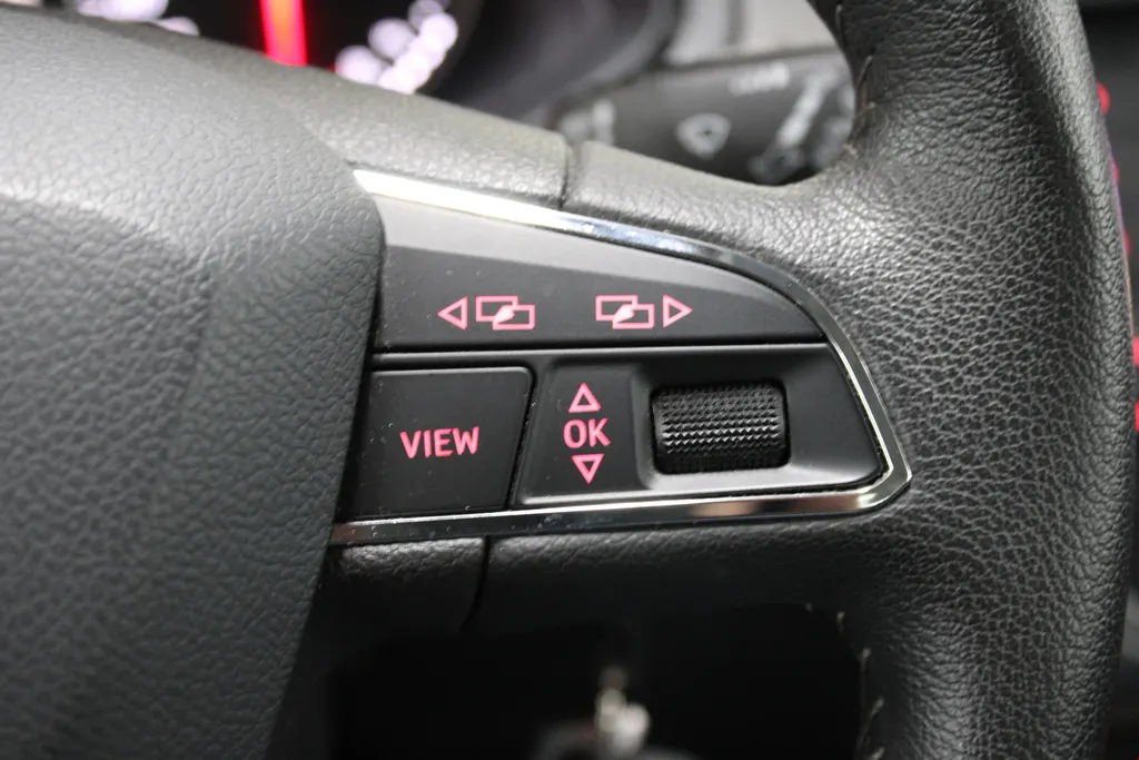 SEAT Ibiza 1.0 TSI Style / Apple carplay / Android auto / Trekhaak / Airco /