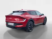 Kia EV6 Light Edition 63 kWh | VOORRAAD VOORDEEL NU €42.950,- | Direct leverbaar | Stoel+Stuur verwarming | Climate control | Navigatie | Parkeer camera achter | Parkeer sensoren voor en achter
