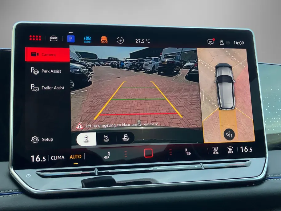 Volkswagen Tiguan 1.5eTSI/150PK R-Line · Panoramadak · Trekhaak · 360°Camera + Parkeersensoren · Garantie t/m 06-01-2030 of 100000km.