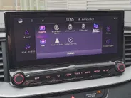 Kia Ceed Sportswagon 1.0 T-GDi ExecutiveLine Navigatie GROOT scherm | Camera | Cruise | Panorama schuif/kanteldak | Dode hoek | Apple Carplay/Android Auto | Stoel/stuur verwarming | JBL | Elektr. achterklep