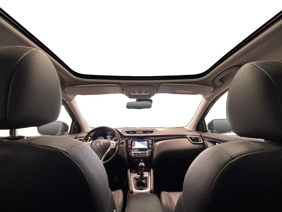 Nissan QASHQAI 1.2 Tekna | ALL SEASON BANDEN | STOELVERWARMING | PANORAMA DAK | 360 CAMERA | ELEKTRISCHE BESTUURDERSTOEL