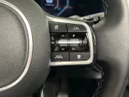 Kia Sorento 1.6 T-GDi Plug-in Hybrid 4WD DynamicPlusLine 7p | Apple Carplay / Android Auto | Navigatiesysteem | Licht + Regensensor | Stoel + Stuurverwarming | Elektrisch Verstelbare Bestuurdersstoel | Elektrisch Bedienbaar Schuif / Kanteldak | Elektrisch bedienbare 
