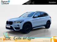 BMW X1 sDrive18i High Executive | Automaat | Head-Up Display | Automatische Achterklep | Panorama Dak | Stoelverwarming | Volledig Lederen Bekleding | Dealer Onderhouden | Camera | 12 Maanden BOVAG Garantie