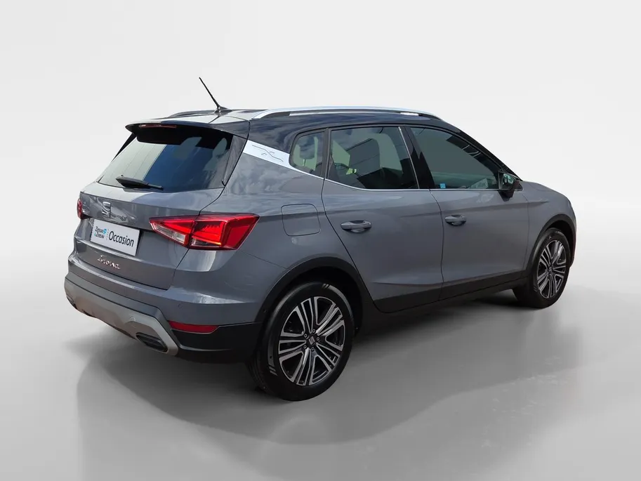 SEAT Arona Xperience Business Connect | Adaptief Cruise  | Climate Control | Camera | Dodehoek Detectie | 17'' LM Velgen | Apple Carplay | Android Auto | 9.000 km!