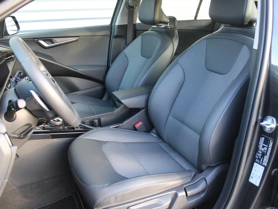 Kia Niro 1.6 GDi Hybrid DynamicLine | Camera | Cruise adapt. | Clima | 16' LM | Navi | Keyless | Apple Carplay/Android Auto |