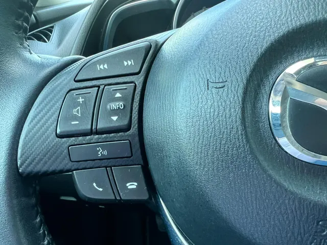 Mazda 2 1.5 Skyactiv-G GT-M NAVIGATIE | PARKEER SENSOREN | CLIMATE CONTROLE | STOELVERWARMING |