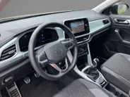 Volkswagen T-Roc 1.0TSI/110PK Goal · Navigatie · Apple/Android Car Play · Stoelverwarming · Dodehoeksensoren · Garantie t/m 10-07-2027