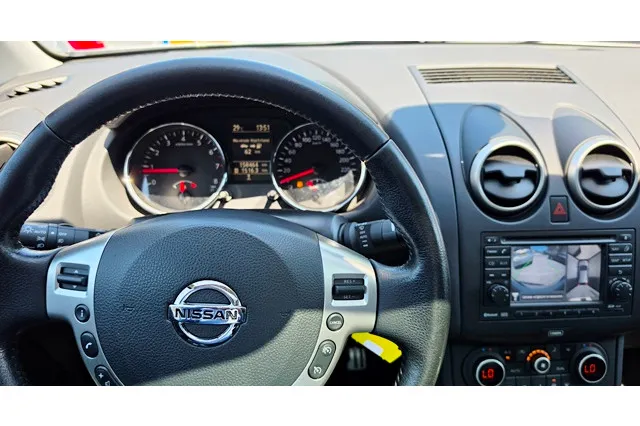 Nissan QASHQAI 2.0 140PK Connect Edition Navi - 360° Camera - Trekhaak 1400KG