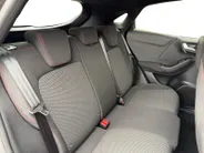 Ford Puma 1.0 EcoBoost Hybrid ST-Line | Automaat | Adapt. Cruise control | BLIS | Winter pack | Parkeersensor voor en achter | Achteruitrijcamera | Navigatie | Apple carplay & Android auto | Bovag garantie |