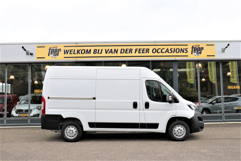 Peugeot Boxer 335 2.2 BlueHDi 140 L2H2 Pro EX.BTW
