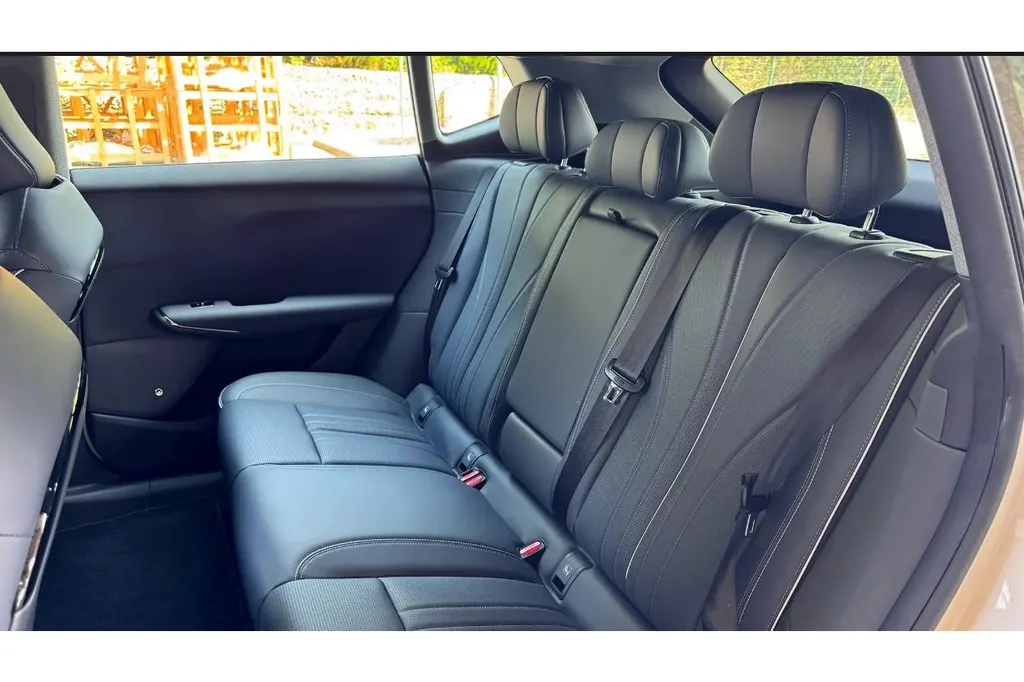 Voyah Courage Business Edition 80 kWh | Direct Leverbaar | Nieuw model | Full option |