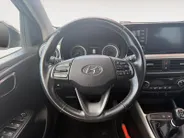 Hyundai i10 1.0 Premium | Navigatie| Parkeer sensoren| Camera| Cruise Controle| Metallic lak| Dealer onderhouden| Climate Controle