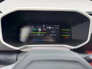 Dacia Spring Expression 65 26.8 kWh *Parkeersensoren*Tel Bluetooth*Cruise Control*| Rijdende demonstratie auto | Vraag naar de juiste kilometerstand |