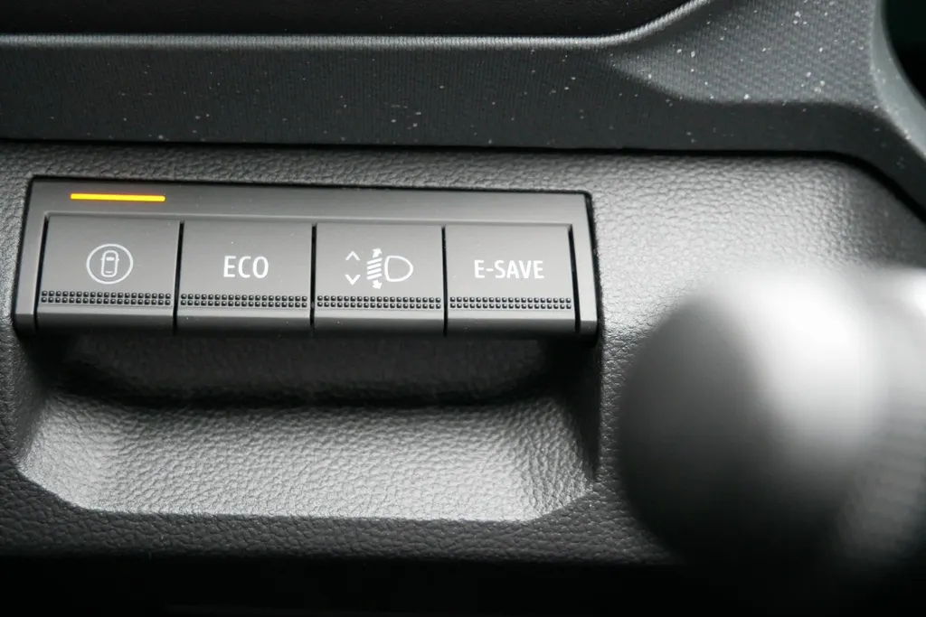Dacia Bigster 1.8 Hybrid 155 Limited Edition | Rijdende demonstratie auto beschikbaar per 29 december 2026 |