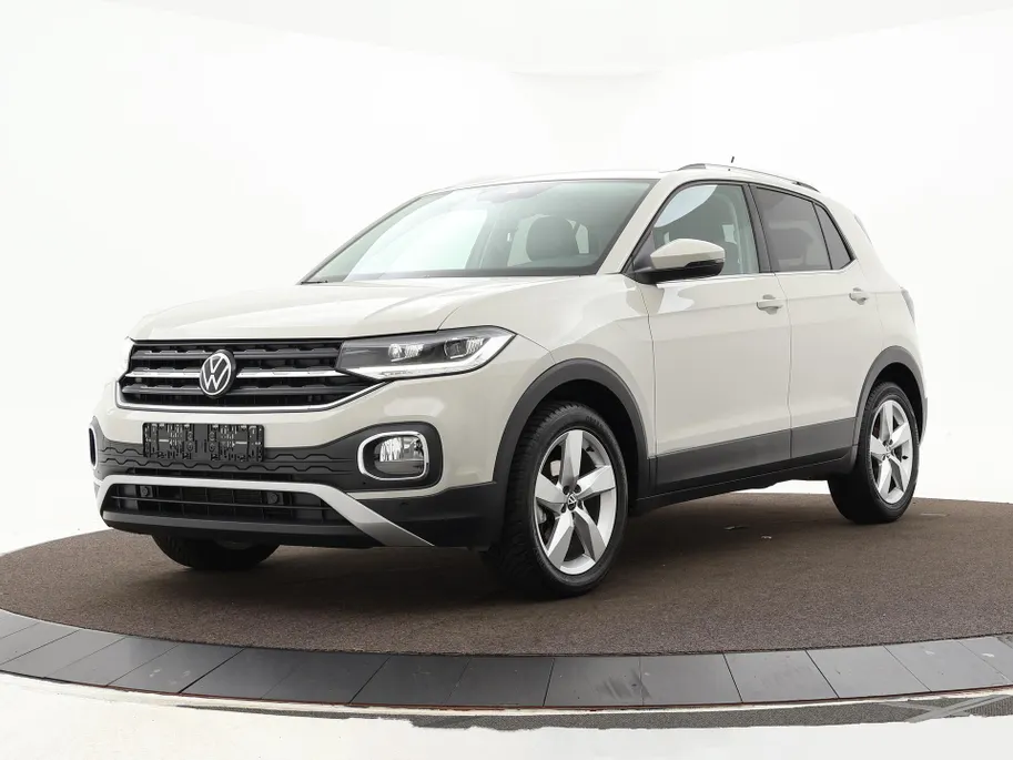 Volkswagen T-Cross 1.5 TSI 150pk DSG Style · Apple/Android Car Play · Stoelverwarming · LED verlichting