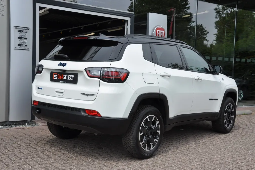 Jeep Compass 4xe 240 Hyb. Trailh.
