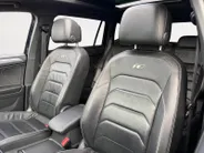 Volkswagen Tiguan Allspace 1.4 TSI Highline 7p. *Automaat*Navi*Schuif/kanteldak*Climate Control*Trekhaak*Stoelverwarming*Lederen bekleding*Parkeerhulp*Elekt. Achterklep*Vol opties!