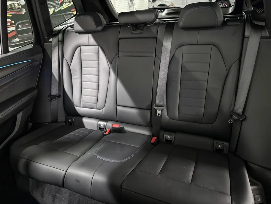 BMW iX3 High Executive