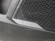 Lynk & Co 01 1.5 | PHEV | Trekhaak | Stoelverwarming | Elek. stoelverstelling + achterklep | Pano dak | Dodehoek detectie | Camera | 20' LM | HK Audio |