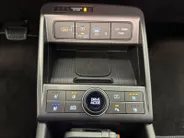 Hyundai Kona 1.6 HYBRID | PREMIUM SKY | OPEN DAK | MIRAGE GREEN |