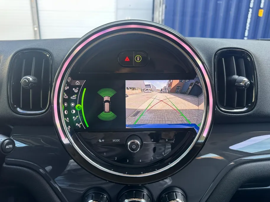 MINI Countryman 1.5 Cooper Chili | Harman & Kardon | Elektrische Stoelverstelling | Automatische Achterklep | Camera | Navi | Parkeersensoren | Cruise & Climate Control | 12 Maanden BOVAG Garantie