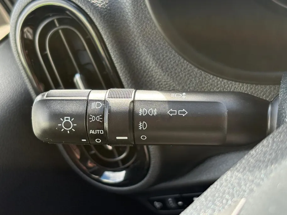 Kia Picanto 1.0 DPi GT-Line Edition | All Season Banden | Camera | Leder | Apple Carplay | Android Auto | Navi | Lichtmetalen Velgen |