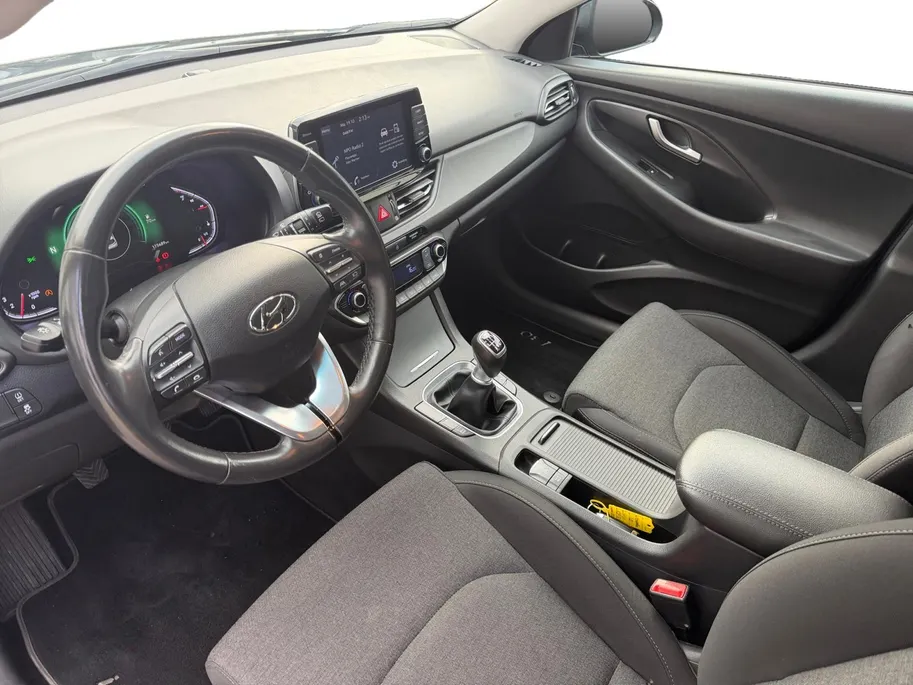 Hyundai i30 Wagon 1.0 T-GDi MHEV Comfort | Apple Carplay & Android Auto | Cruise control | Climate control | Achteruitrijcamera |