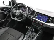 Audi A1 Sportback 30 TFSI 110pk S Edition · Camera · Apple/Android Car Play · Keyless · P-Sensoren · Getint Glas · Afgevlakt Stuurwiel · 17'' Inch ·