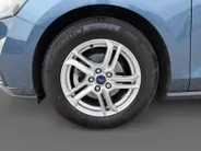 Ford Focus 100PK EcoBoost Trend Edition Business | 1e eigenaar | Winter Pack | Comfort Pack | Navi | Apple CarPlay/Android Auto | Parkeersensoren | Lichtmetalen Velgen | Cruise Control |