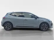 Renault Clio 1.6 E-Tech Full Hybrid 145 techno | Demo auto | Voor actuele kilometerstand neem contact op met de vestiging |