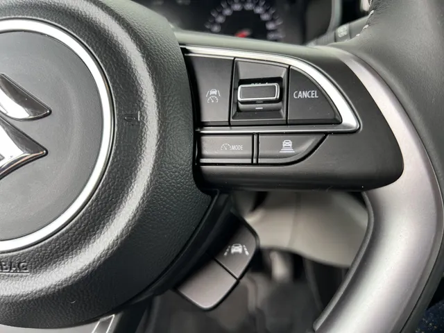 Suzuki Swift 1.2 Select Smart Hybrid | Demonstratievoertuig | Apple Carplay & Android Auto | 16' LM Velgen | Airco | Adaptieve Cruise Control