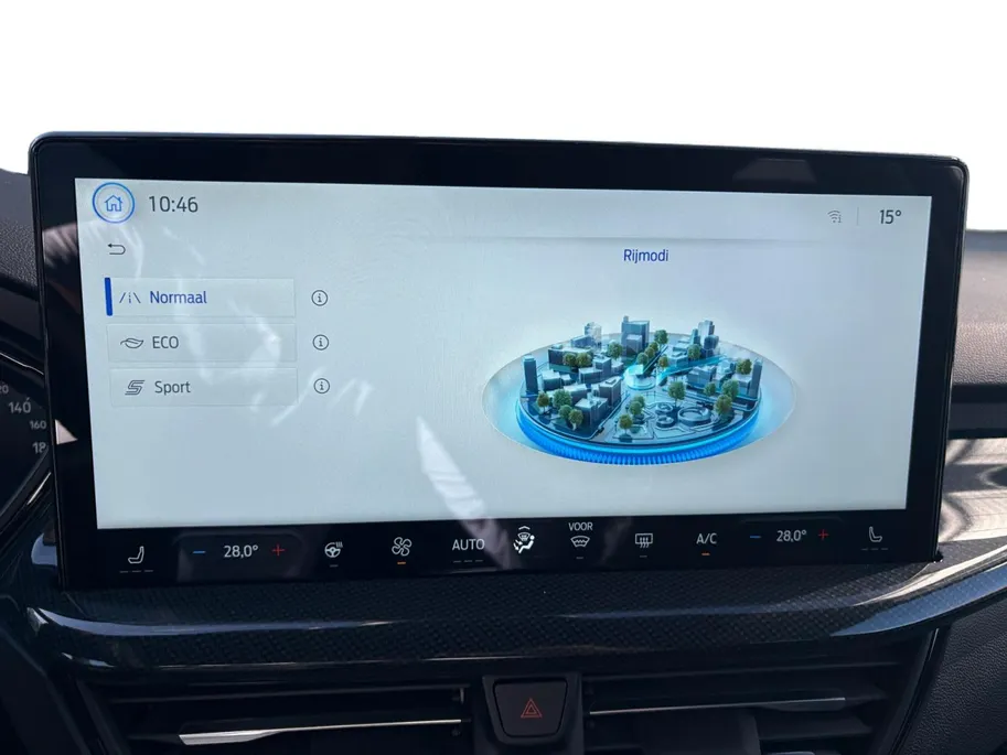 Ford Focus Wagon 1.0 EcoBoost Hybrid ST Line Apple Carplay/Android Auto| Winter Package| 12 maanden Bovag garantie|