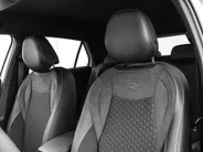 Volkswagen T-Roc R-Line First Edition 1.5 eTSI 150 PK 7 versn. DSG · Electrische achterklep · Achteruitrijcamera · Draadloze telefoonlader · Voorraad OUTLET · Prijs is inclusief inruilpremie ·