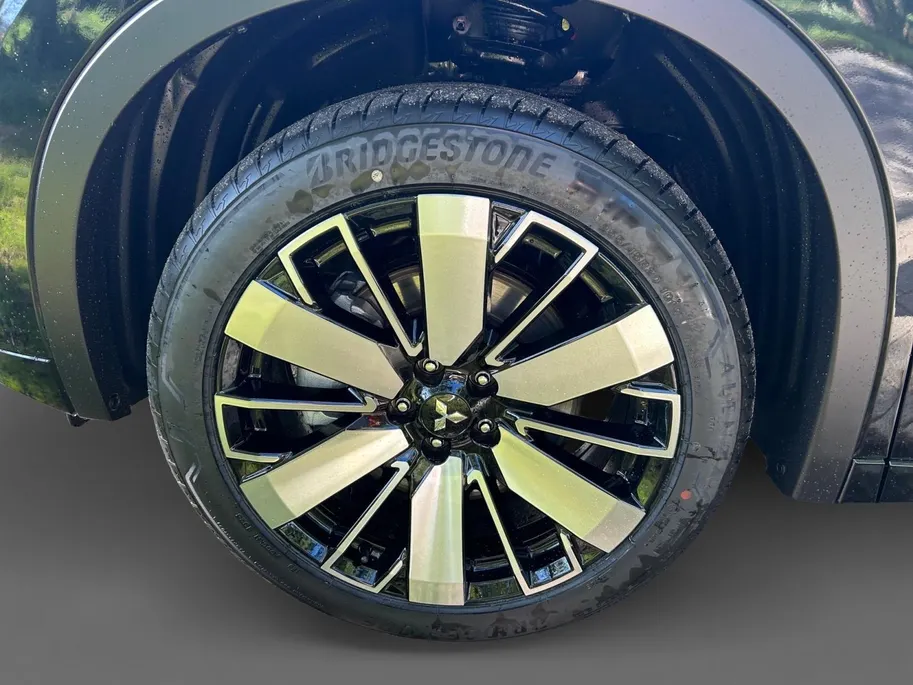 Mitsubishi Outlander 2.4 PHEV Instyle+ | 5.000 EURO KORTING | 8 JAAR GARANTIE |