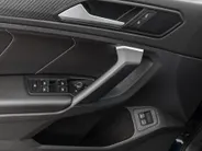 Volkswagen Tiguan 1.4 TSI eHybrid 245pk DSG R-Line Business · Camera · Dodehoeksensor · Stuur- & Stoelverwarming · Matrix LED · Keyless · 19'Velgen ·